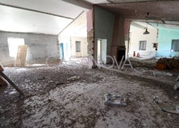 Interno non residenziale - Rustico via Villa De Luca, Bellante - foto 21