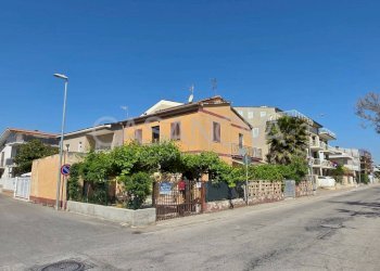 Zona - Four-room apartment Lungomare Rodi, 24, Giulianova - photo 2