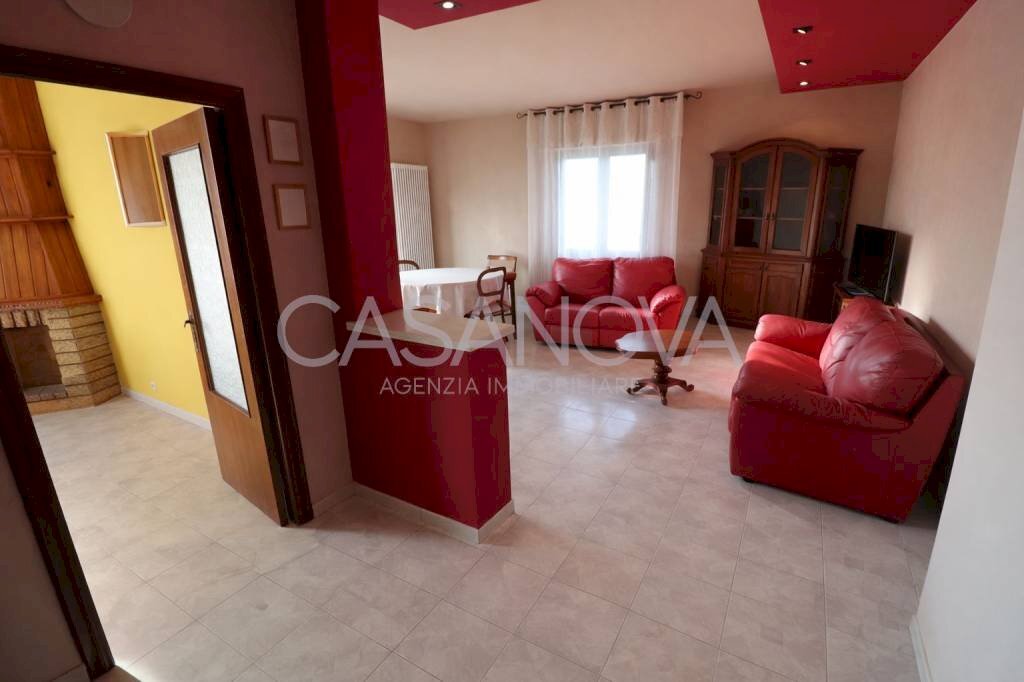 Salone - Quadrilocale Roseto degli Abruzzi - foto 1