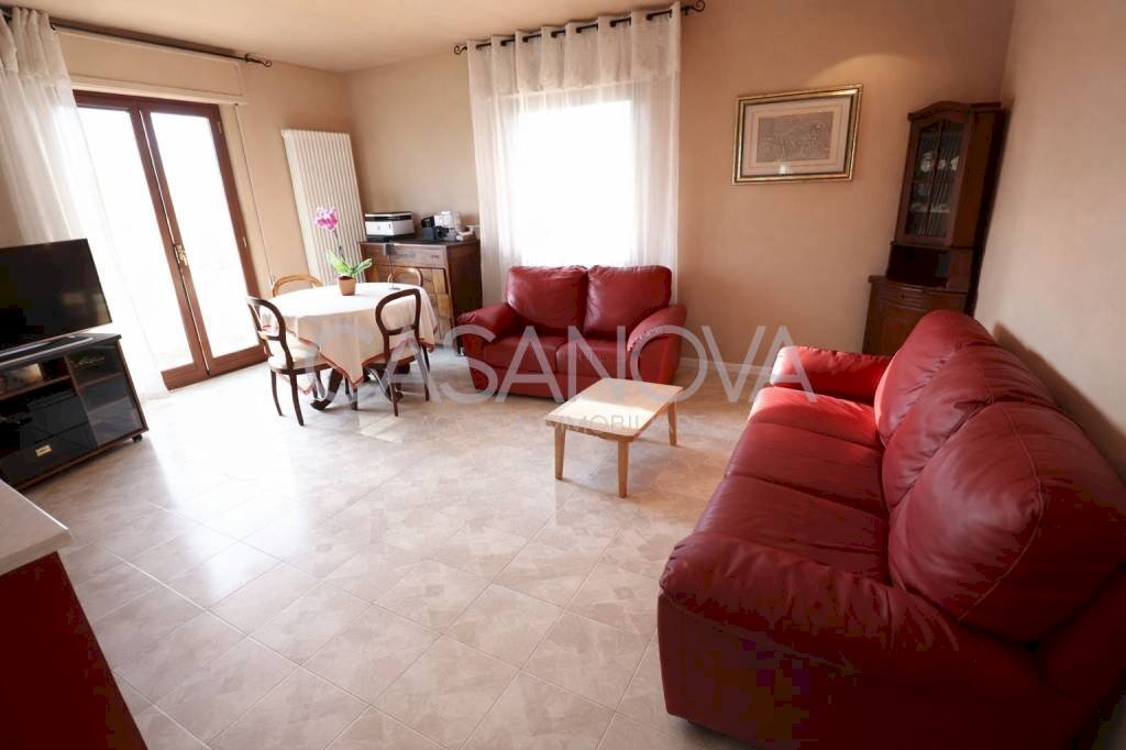 Salone - Quadrilocale Roseto degli Abruzzi - foto 2