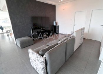 Salone - Stabile - Palazzo contrada Santa Maria dell'Arco, Mosciano Sant'Angelo - foto 21