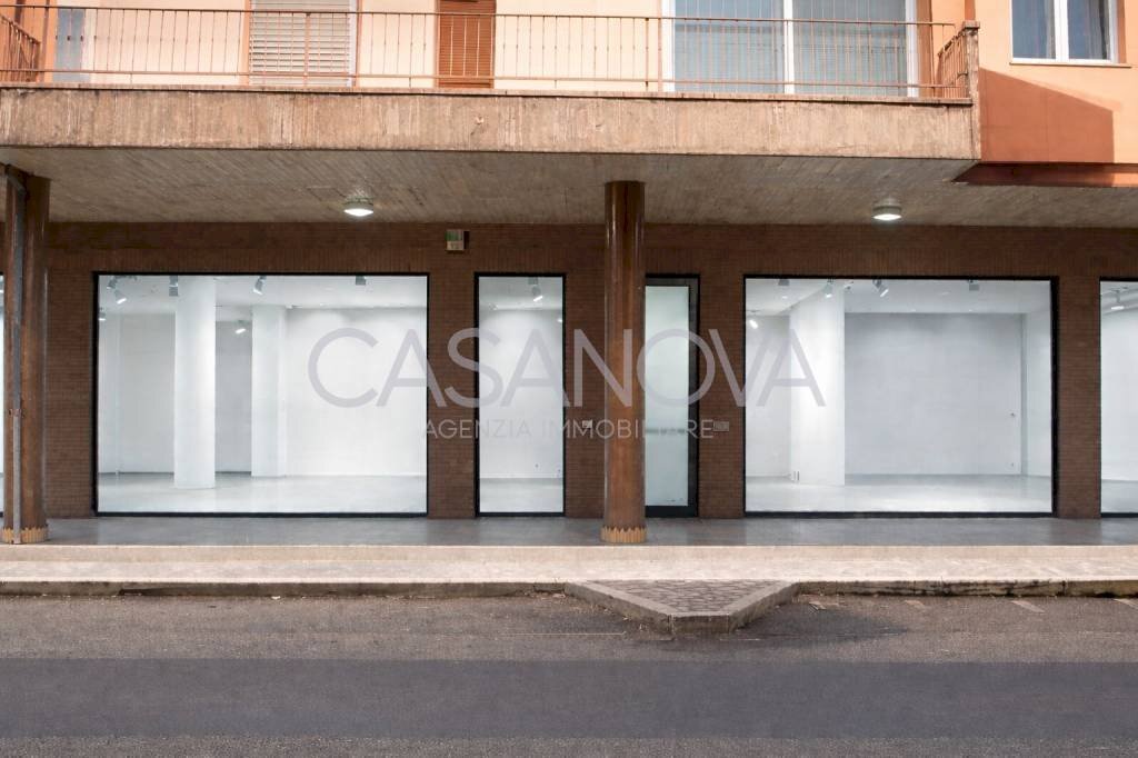 Facciata - Negozio Giulianova - foto 1