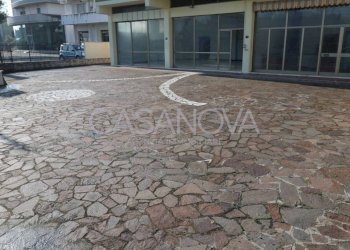 Cortile interno - Negozio viale Filippo Turati, Giulianova - foto 3