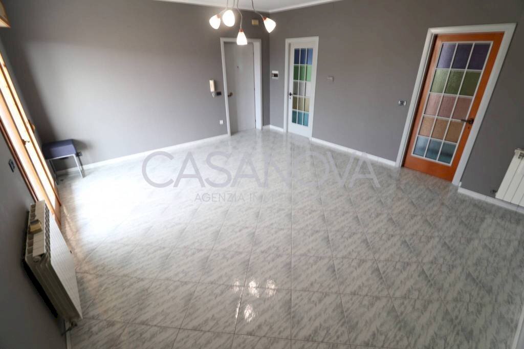 Stanza non arredata - Quadrilocale via Umberto Terracini, 23, Mosciano Sant'Angelo - foto 3