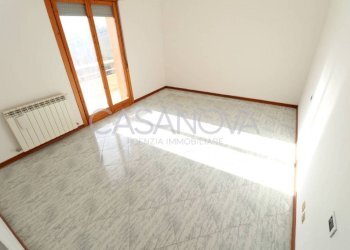 Stanza non arredata - Quadrilocale via Umberto Terracini, 23, Mosciano Sant'Angelo - foto 13