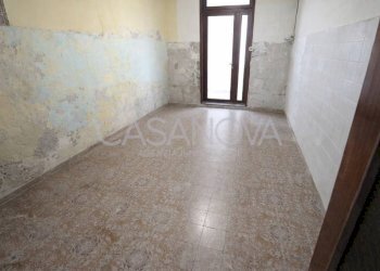 Salone - Stabile - Palazzo Mosciano Sant'Angelo - foto 5