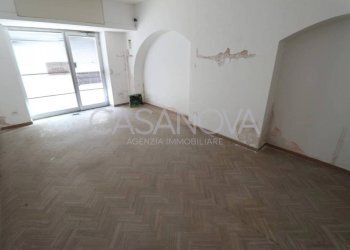 Stanza non arredata - Negozio via Galileo Galilei, 17, Giulianova - foto 3