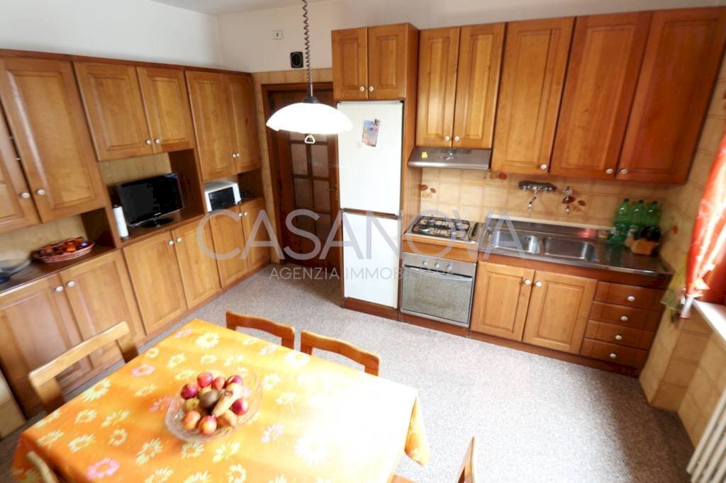 Cucina - Villa a Schiera Bellante - foto 3