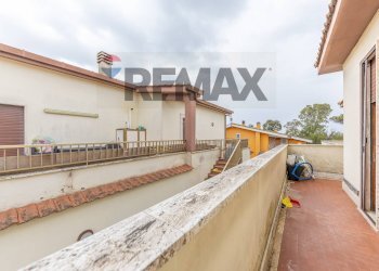 Balcone - Appartamento via gubbio
 
15, Pomezia - foto 3