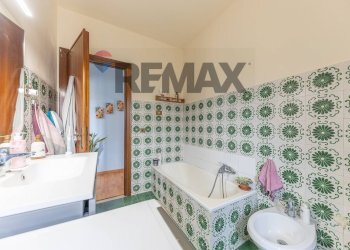 Bagno - Appartamento via gubbio
 
15, Pomezia - foto 18