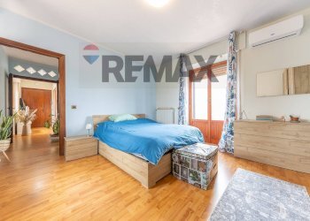 Camera / camera da letto - Appartamento via gubbio
 
15, Pomezia - foto 22