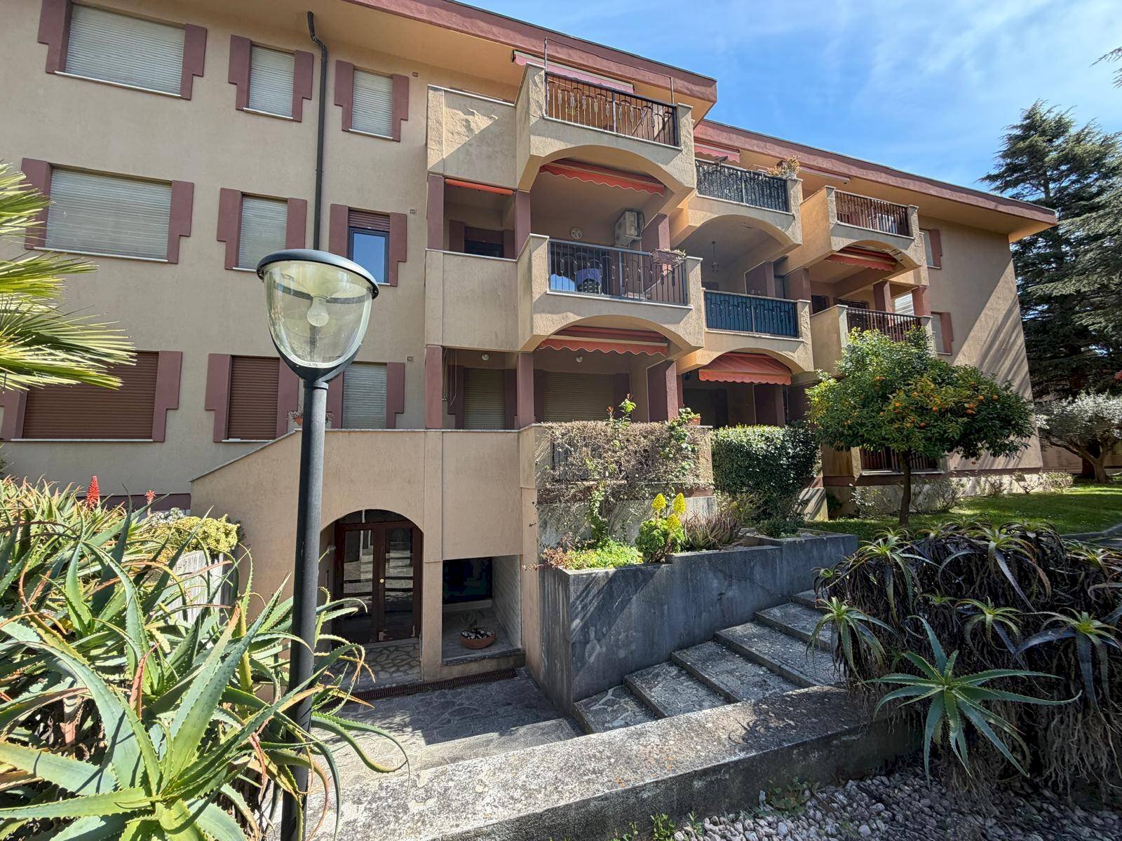 Foto 1 - Trilocale Via Villebone
 
39, Diano Marina - foto 1