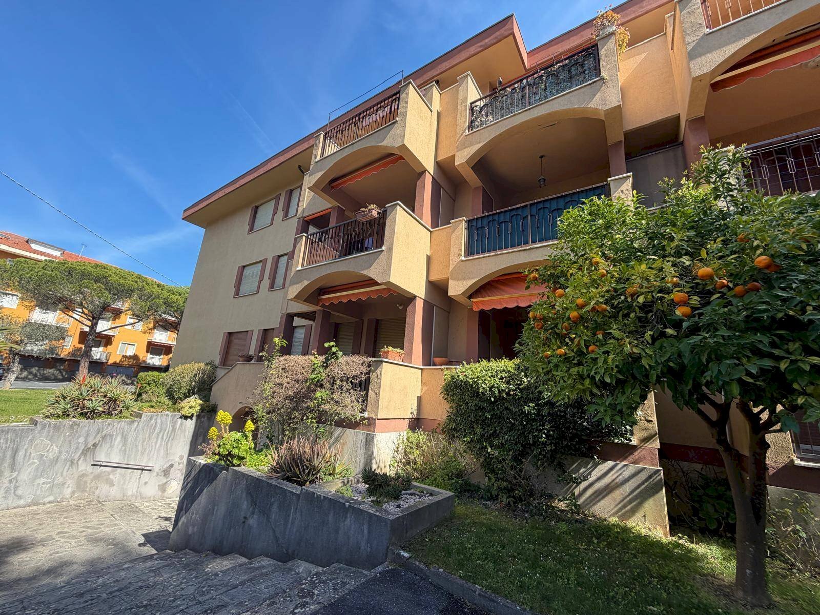 Foto 2 - Trilocale Via Villebone
 
39, Diano Marina - foto 2