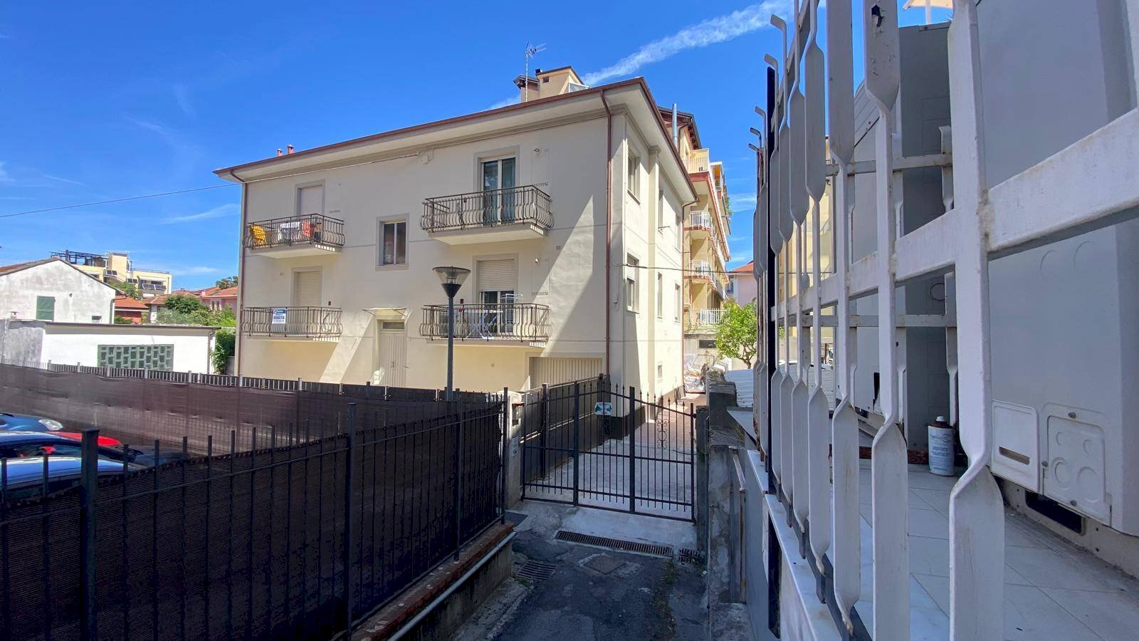 Foto 1 - Trilocale vico dello Schiavo
 
17, Diano Marina - foto 1