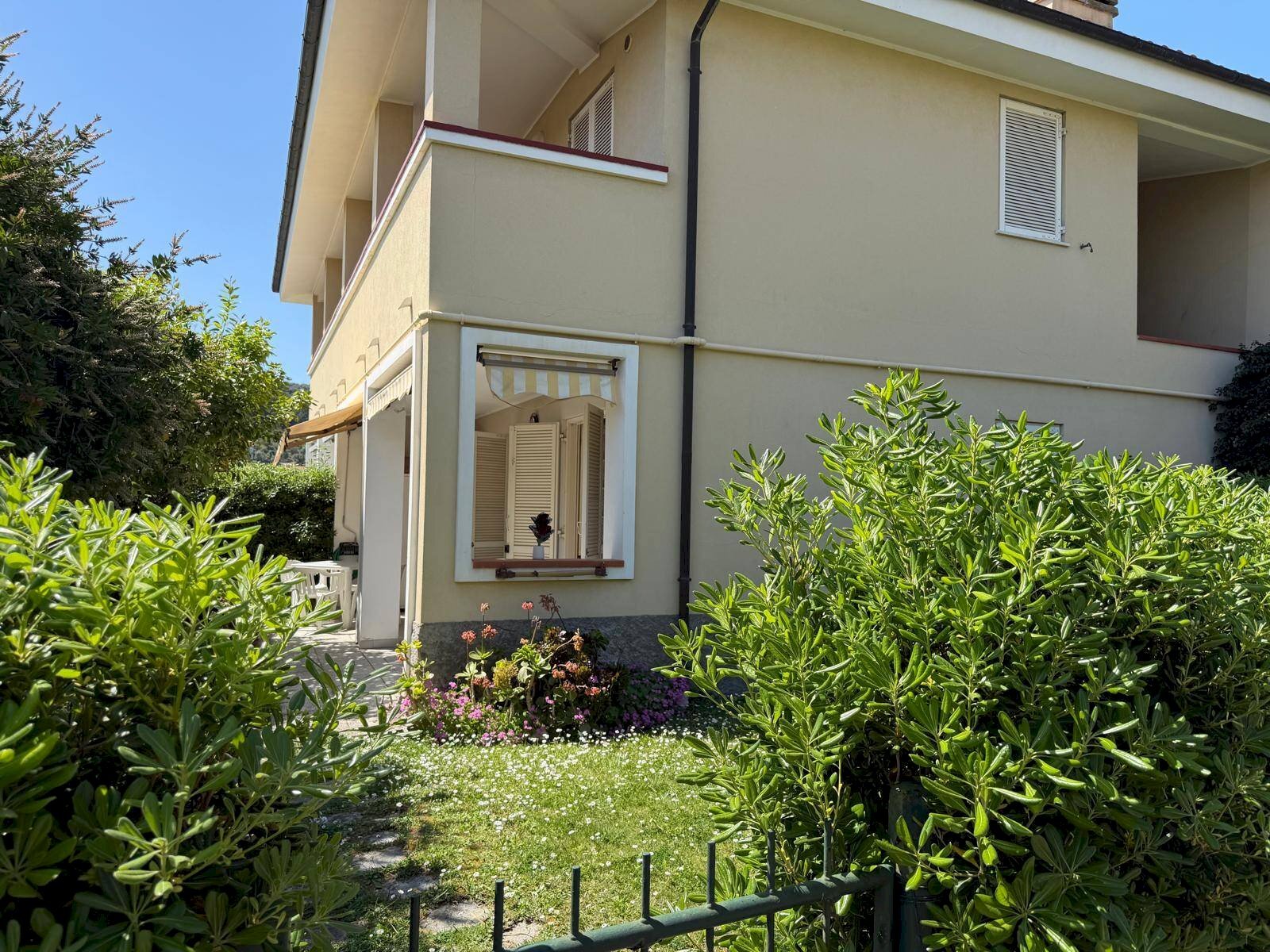 Foto 2 - Bilocale Via Caduti di Nassirya
 
3, Diano Castello - foto 2