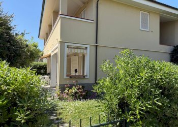 Foto 2 - Bilocale Via Caduti di Nassirya
 
3, Diano Castello - foto 2