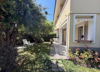 Foto 3 - Bilocale Via Caduti di Nassirya
 
3, Diano Castello - foto 3