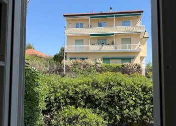 Foto 11 - Bilocale Via Caduti di Nassirya
 
3, Diano Castello - foto 11