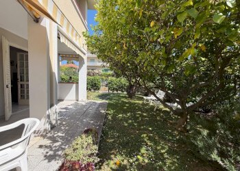 Foto 21 - Bilocale Via Caduti di Nassirya
 
3, Diano Castello - foto 21