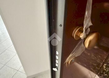 Two-room apartment Via Nicomede Bianchi, Torino (neighborhood Parella) - photo 2