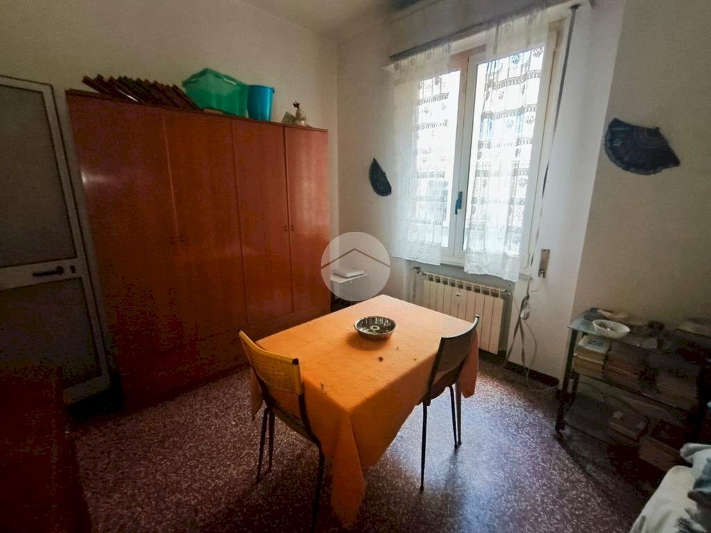 Trilocale Via Pietro Borsieri 9/4 scala s, Genova (zona Certosa) - foto 2