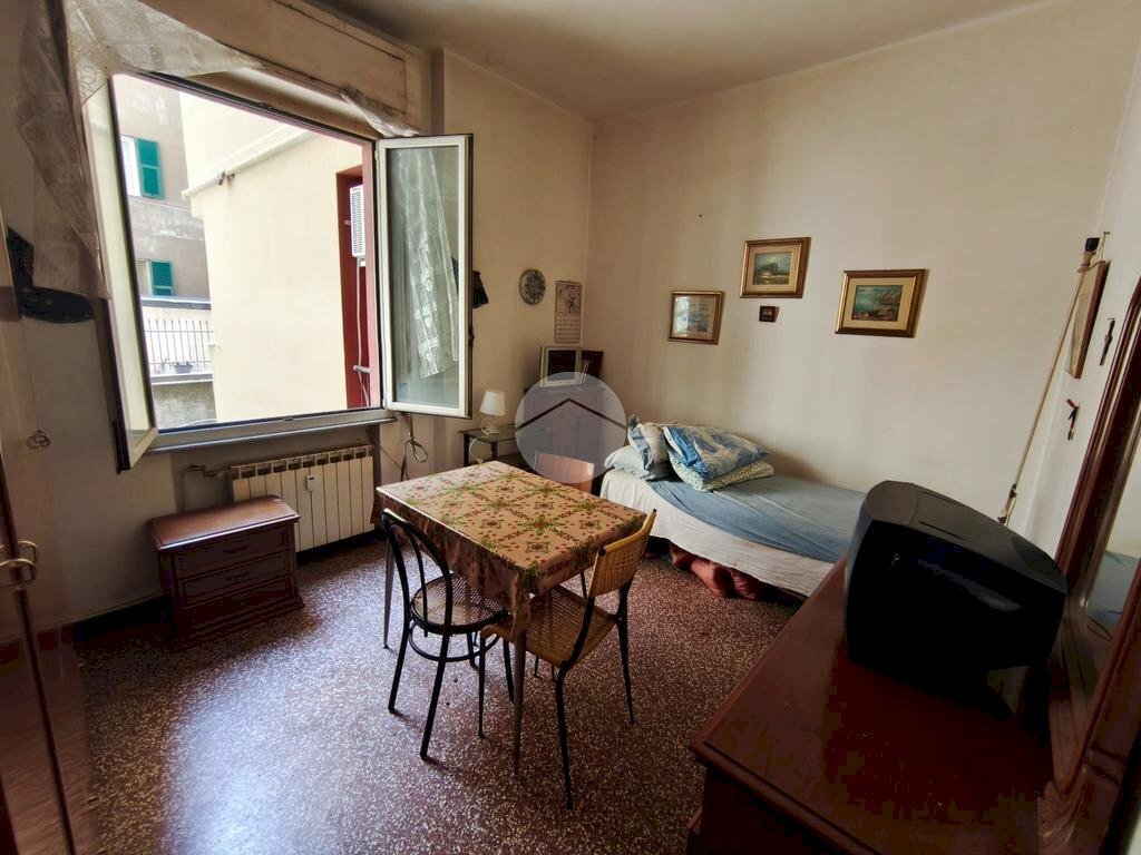 Three-room apartment Via Pietro Borsieri, Genova (neighborhood Certosa) - photo 3