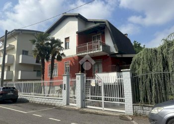 Villa Via Carso, Carugate - foto 1