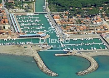 Boat Marina di Grosseto, Grosseto - photo 2