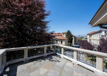 Four-room apartment Via Bezzecca, Torino (neighborhood Borgo Po) - photo 4