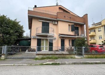 Villa a Schiera Via acquario, Cesenatico - foto 1