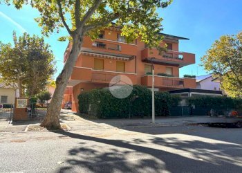 Bilocale Viale Evangelista Torricelli, Cesenatico - foto 1