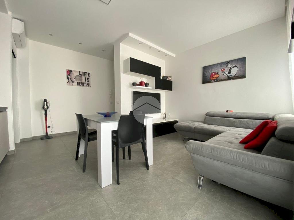 Bilocale Via Giuseppe Verdi, Bussero - foto 2