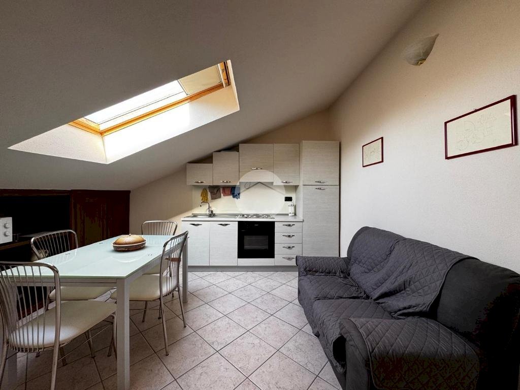 Two-room apartment Via Cavour, Fossano - photo 1