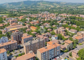 Negozio via papa giovanni XXIII, Scandiano - foto 1