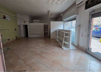 Locale Commerciale Via Pavirani, Ravenna - foto 2