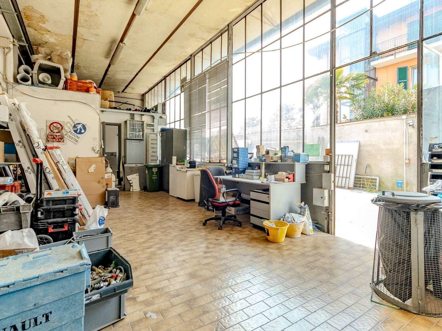 Commercial Premises Lissone - photo 2