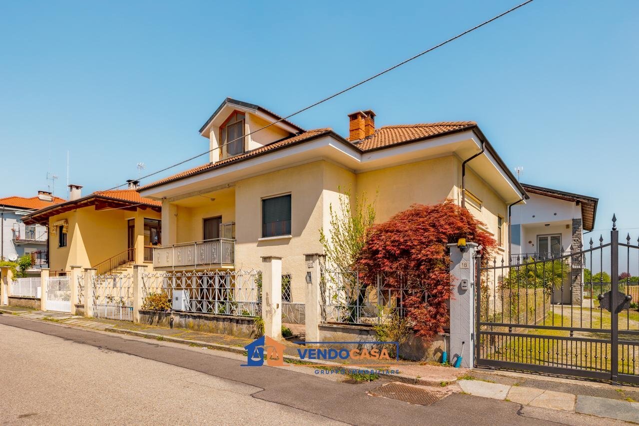 Independent house Pinerolo - photo 2