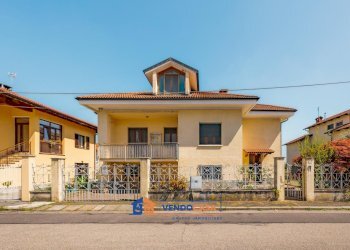 Independent house Pinerolo - photo 1