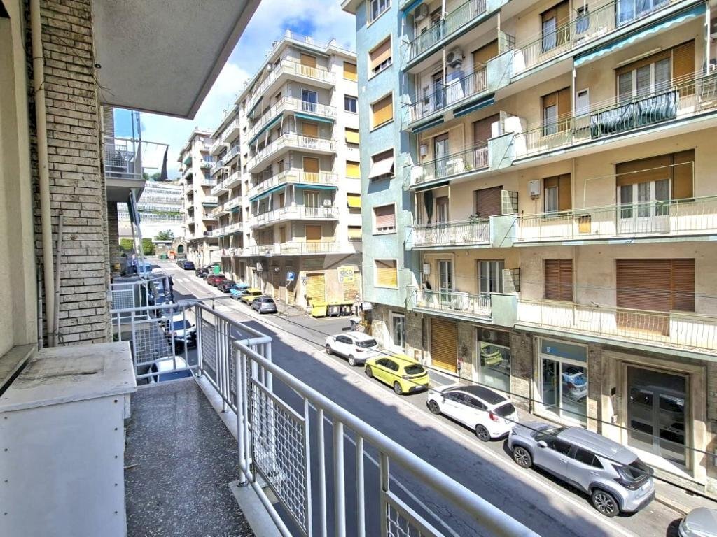 Trilocale Via taggia, Genova (zona Prà) - foto 2