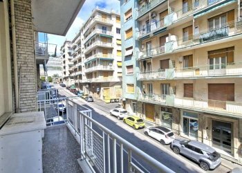Trilocale Via taggia, Genova (zona Prà) - foto 2