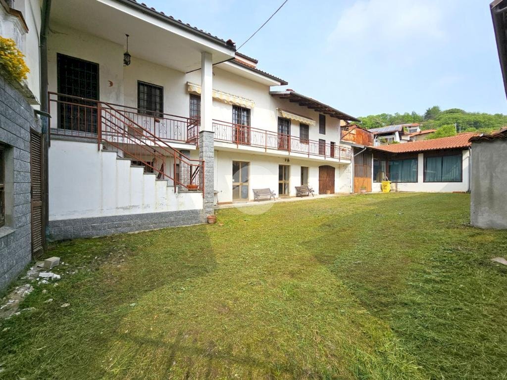 Casa indipendente Via Giuseppe Garibaldi, Orio Canavese - foto 2