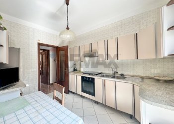 Bilocale corso risorgimento, 16 
 Centro, Biella - foto 12