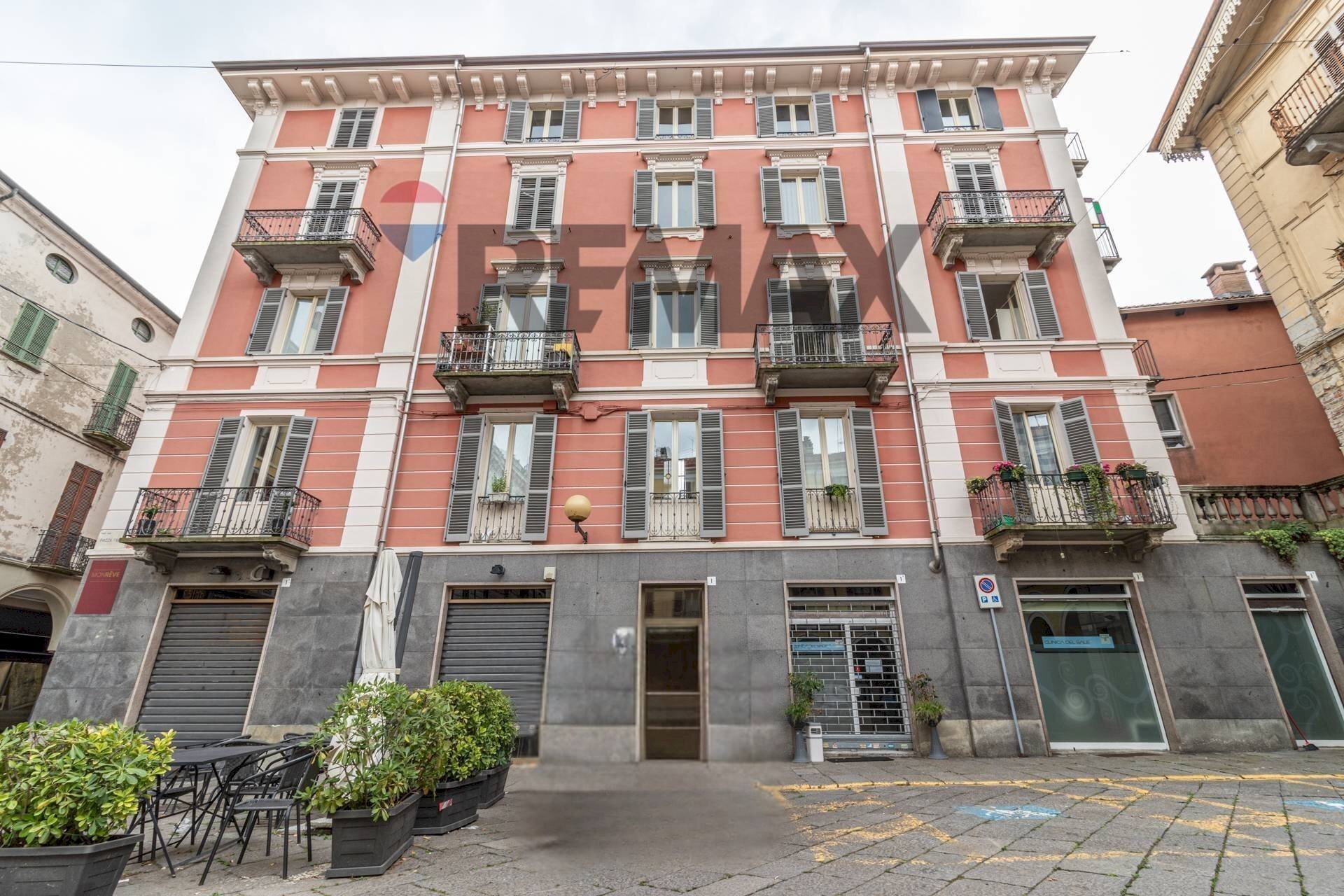 One-room apartment Piazza Fiume, 1 
 Centro, Biella - photo 1