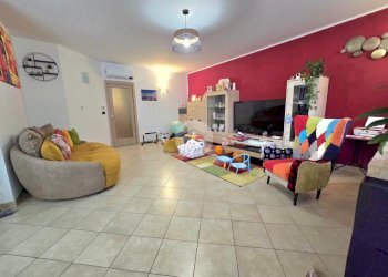 Quadrilocale Via C. Battisti, Montanaro - foto 6