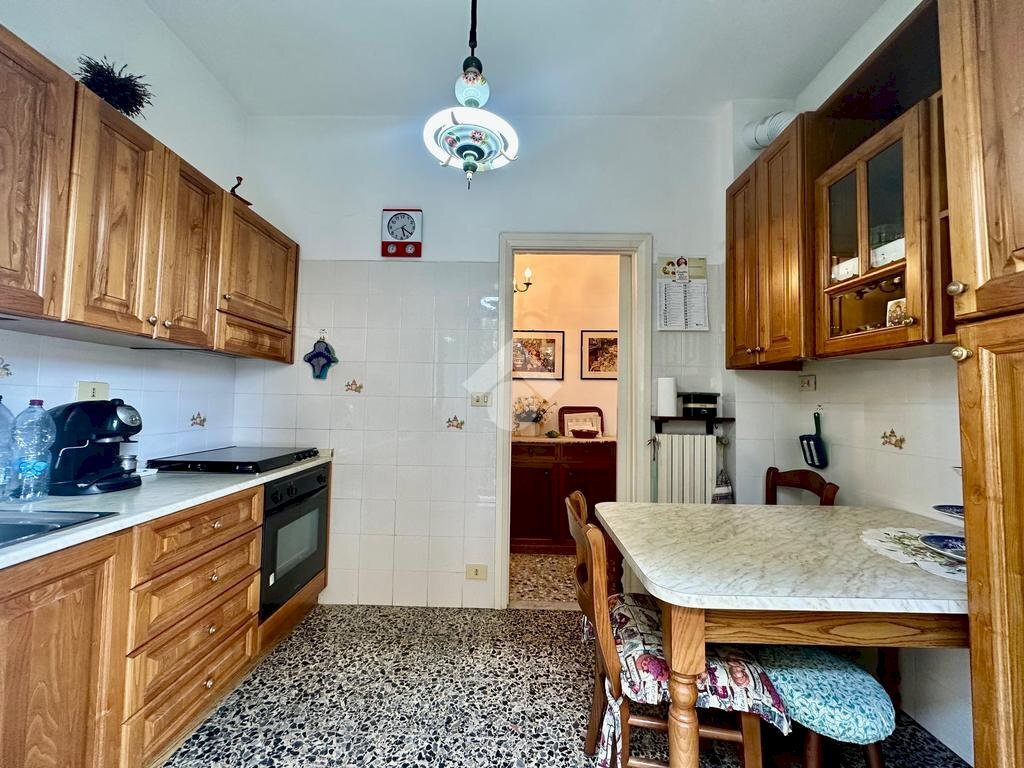 Quadrilocale Via Madonna, Finale Ligure - foto 1