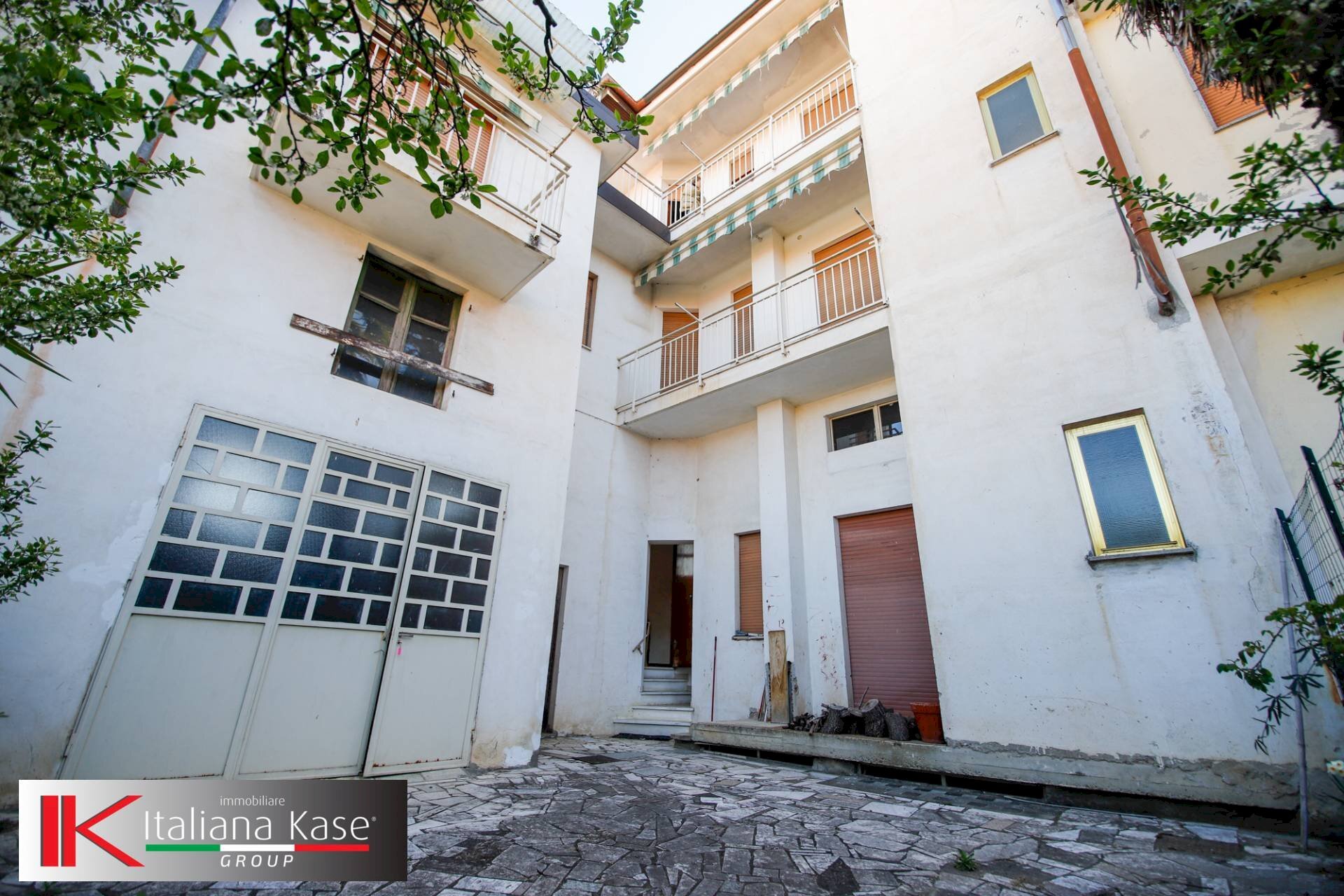 Foto 3 - Stable - Palace via sauro
 
1, Caluso - photo 3