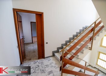 Foto 28 - Stable - Palace via sauro
 
1, Caluso - photo 28