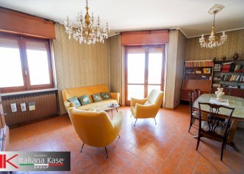 Foto 49 - Stable - Palace via sauro
 
1, Caluso - photo 49