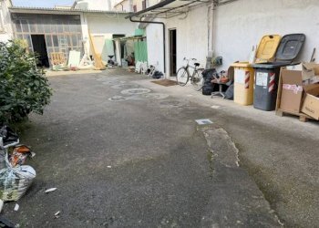 Foto 5 - Commercial Premises via della foce
 
100, Viareggio - photo 5