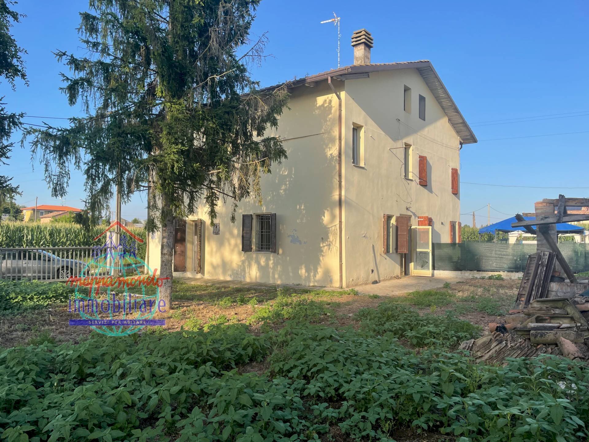 Foto 1 - Casa semi indipendente Via Gallerani
 
39, Cento - foto 1